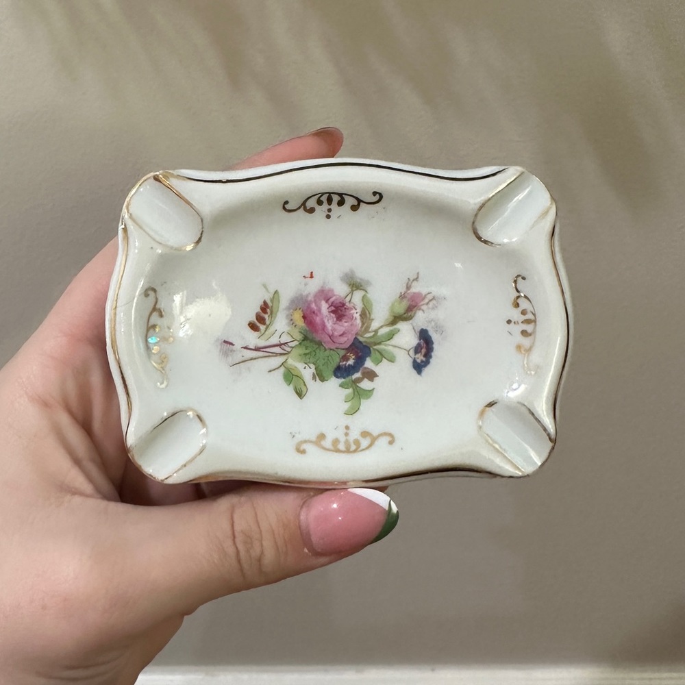 Vintage Hand painted ashtray with gold details
